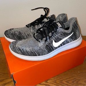 Nike Free RN Flyknit